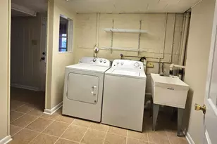 7429 Carol Ln, Falls Church, VA 22042 - Photo 27