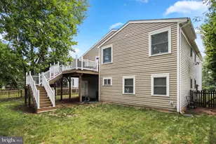 13716 Springhaven Dr, Chantilly, VA 20151 - Photo 5