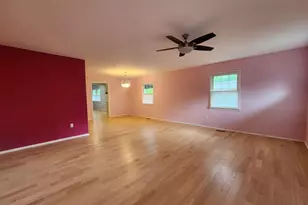 13201 Moss Ranch Ln, Fairfax, VA 22033 - Photo 17