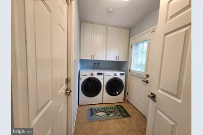 13201 Moss Ranch Lane, Fairfax, VA 22033 - Photo 11