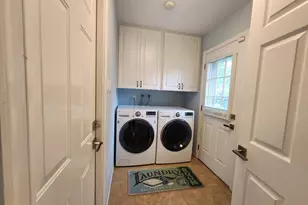 13201 Moss Ranch Ln, Fairfax, VA 22033 - Photo 11