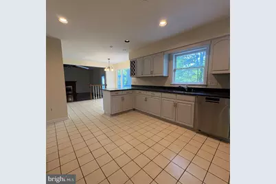 3502 Holly Road, Annandale, VA 22003 - Photo 5