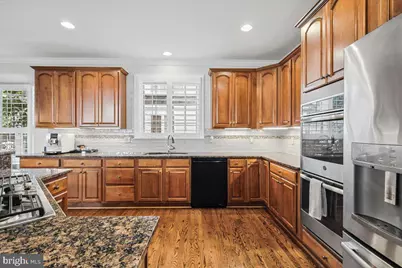 7853 Railroad Street, Dunn Loring, VA 22027 - Photo 33