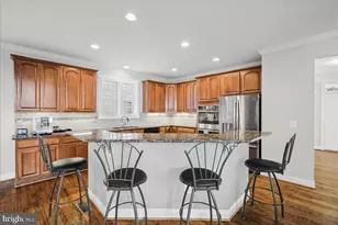 7853 Railroad St, Dunn Loring, VA 22027 - Photo 3