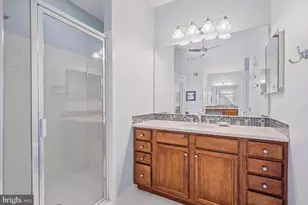 7853 Railroad St, Dunn Loring, VA 22027 - Photo 45