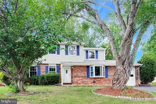 9152 Burke Rd, Burke, VA 22015 - Photo 3