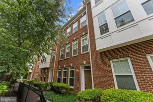 9652 Pullman Pl, Fairfax, VA 22031 - Photo 1