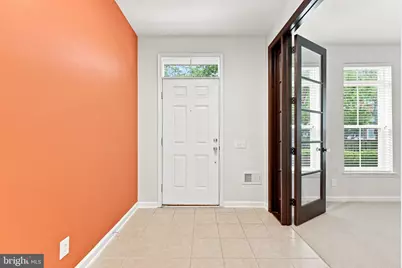 9652 Pullman Place, Fairfax, VA 22031 - Photo 5