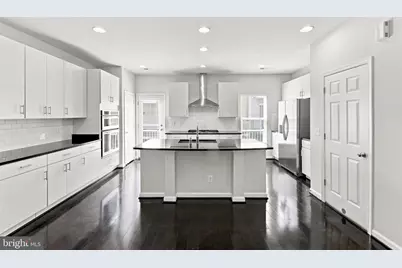 9652 Pullman Place, Fairfax, VA 22031 - Photo 11