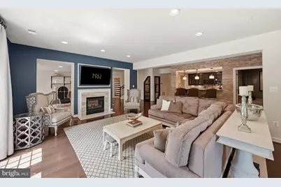 9842 Corsini Court, Vienna, VA 22182 - Photo 7