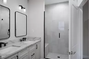 1 Parktown St, Springfield, VA 22150 - Photo 15