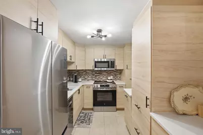 7661 Provincial Drive #209, McLean, VA 22102 - Photo 17