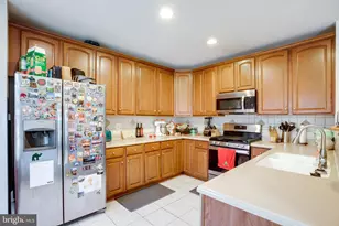 4594 Barringer Pl, Fairfax, VA 22030 - Photo 5