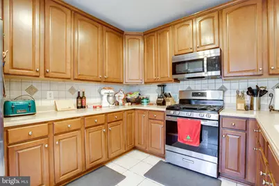 4594 Barringer Place, Fairfax, VA 22030 - Photo 3