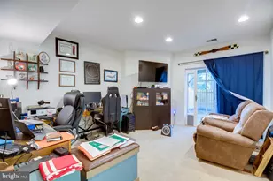 4594 Barringer Pl, Fairfax, VA 22030 - Photo 27