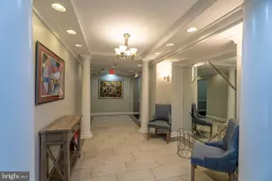5565 Seminary Rd, Falls Church, VA 22041 - Photo 25