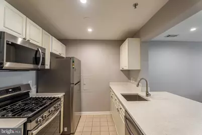 5565 Seminary Road #415, Falls Church, VA 22041 - Photo 3