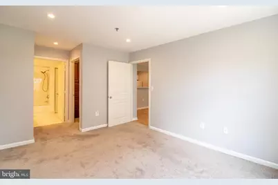 5565 Seminary Road #415, Falls Church, VA 22041 - Photo 15