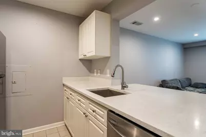 5565 Seminary Road #415, Falls Church, VA 22041 - Photo 7