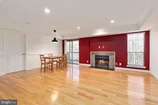 3922 Penderview Dr, Fairfax, VA 22033 - Photo 9