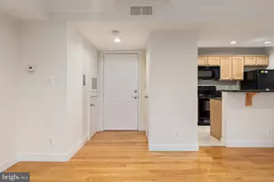 3922 Penderview Dr, Fairfax, VA 22033 - Photo 3