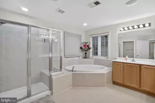 9954 E Hill Dr, Lorton, VA 22079 - Photo 21