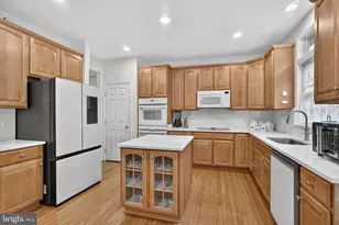 9954 E Hill Dr, Lorton, VA 22079 - Photo 15