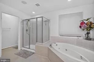 9954 E Hill Dr, Lorton, VA 22079 - Photo 27