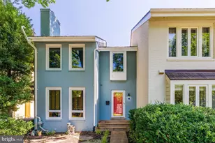 2001 Chadds Ford Dr, Reston, VA 20191 - Photo 1
