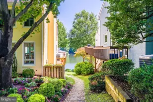 2001 Chadds Ford Dr, Reston, VA 20191 - Photo 5