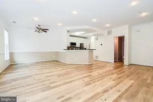 4627 Hummingbird Ln, Fairfax, VA 22033 - Photo 5