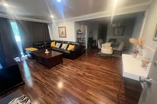 5618 Bloomfield Dr, Alexandria, VA 22312 - Photo 1