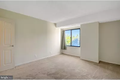 3800 Powell Lane #727, Falls Church, VA 22041 - Photo 23