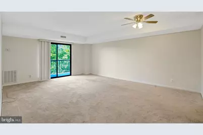 3800 Powell Lane #727, Falls Church, VA 22041 - Photo 17