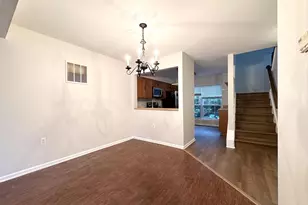 5700 Medallion Ct, Alexandria, VA 22303 - Photo 9