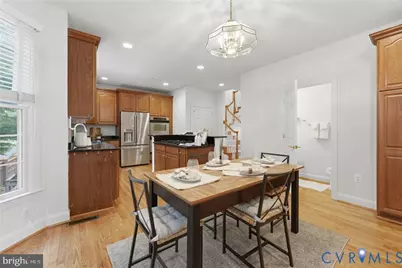 6806 Thompson Crest Court, McLean, VA 22101 - Photo 5