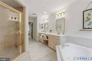 6806 Thompson Crest Ct, McLean, VA 22101 - Photo 7