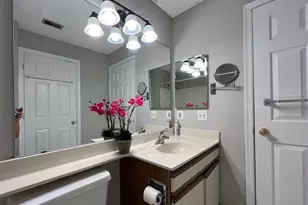 12100 Greenway Ct, Fairfax, VA 22033 - Photo 15