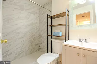 8200 Maple Ridge Avenue, Springfield, VA 22153 - Photo 25