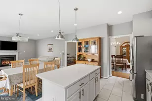 3738 Freehill Ln, Fairfax, VA 22033 - Photo 13