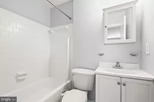 9904 Hagel Cir, Lorton, VA 22079 - Photo 21