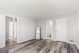 9904 Hagel Cir, Lorton, VA 22079 - Photo 17