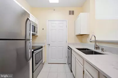 1580 Spring Gate Drive #4415, McLean, VA 22102 - Photo 3