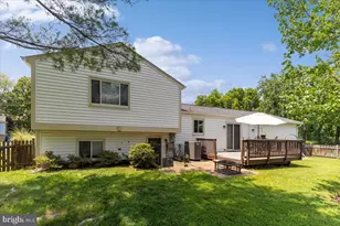 2913 Ashdown Forest Dr, Herndon, VA 20171 - Photo 19