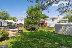 2913 Ashdown Forest Dr, Herndon, VA 20171 - Photo 23