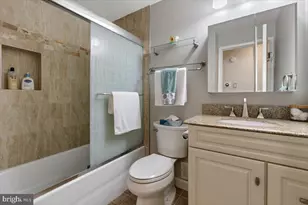 2913 Ashdown Forest Dr, Herndon, VA 20171 - Photo 31