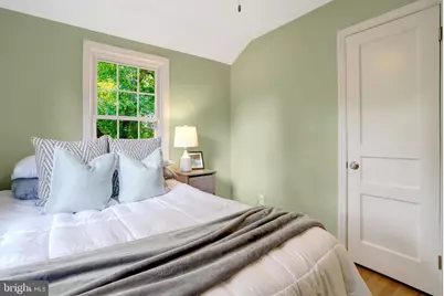 5910 Edgehill Drive, Alexandria, VA 22303 - Photo 33