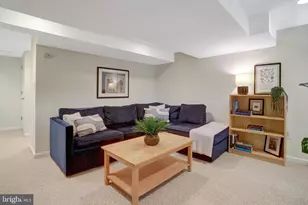 5910 Edgehill Dr, Alexandria, VA 22303 - Photo 35