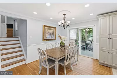7023 Ashbury Drive, Springfield, VA 22152 - Photo 9