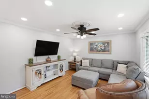 7023 Ashbury Dr, Springfield, VA 22152 - Photo 5